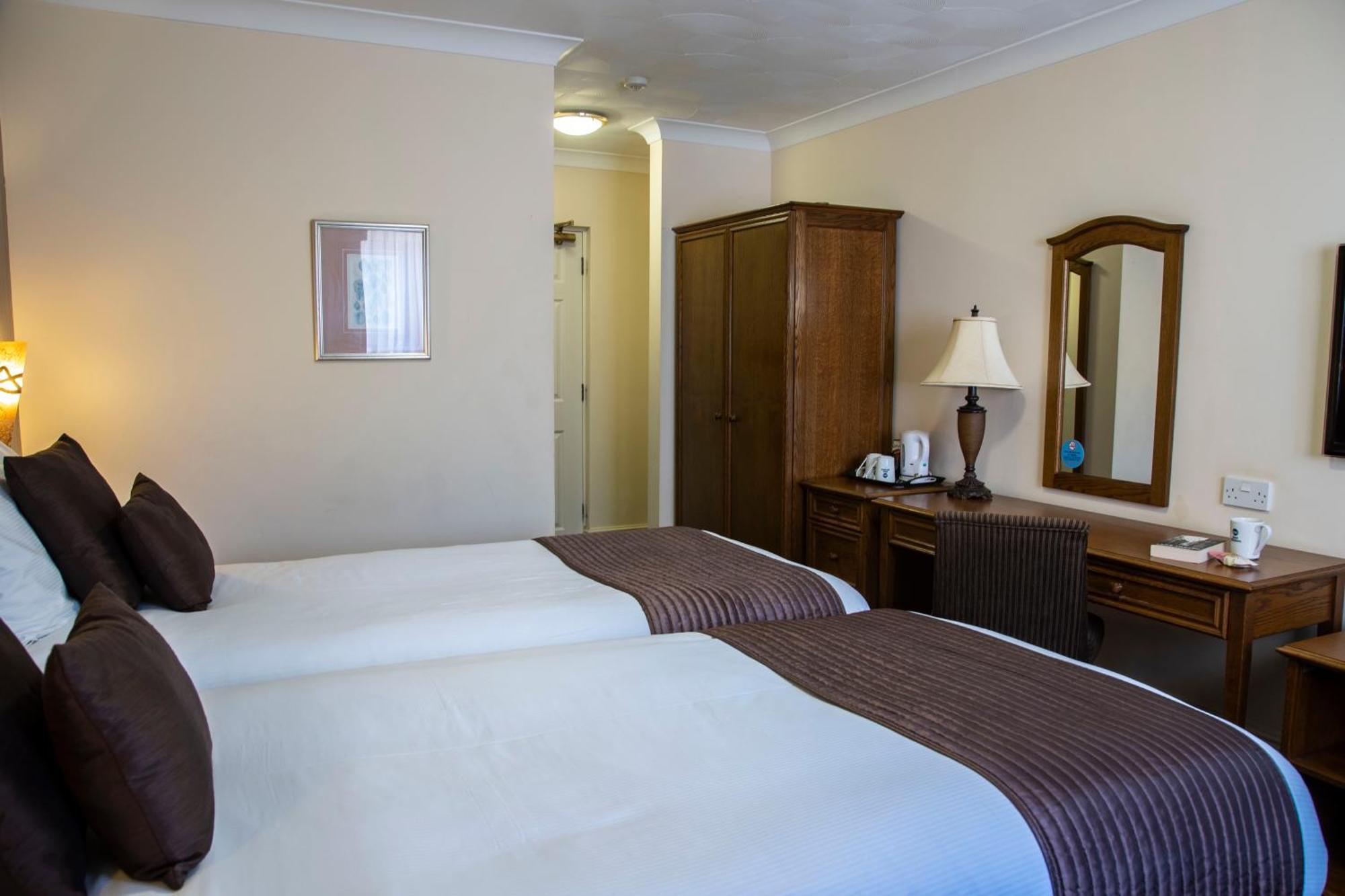 Best Western Manor Hotel Gravesend Exterior photo