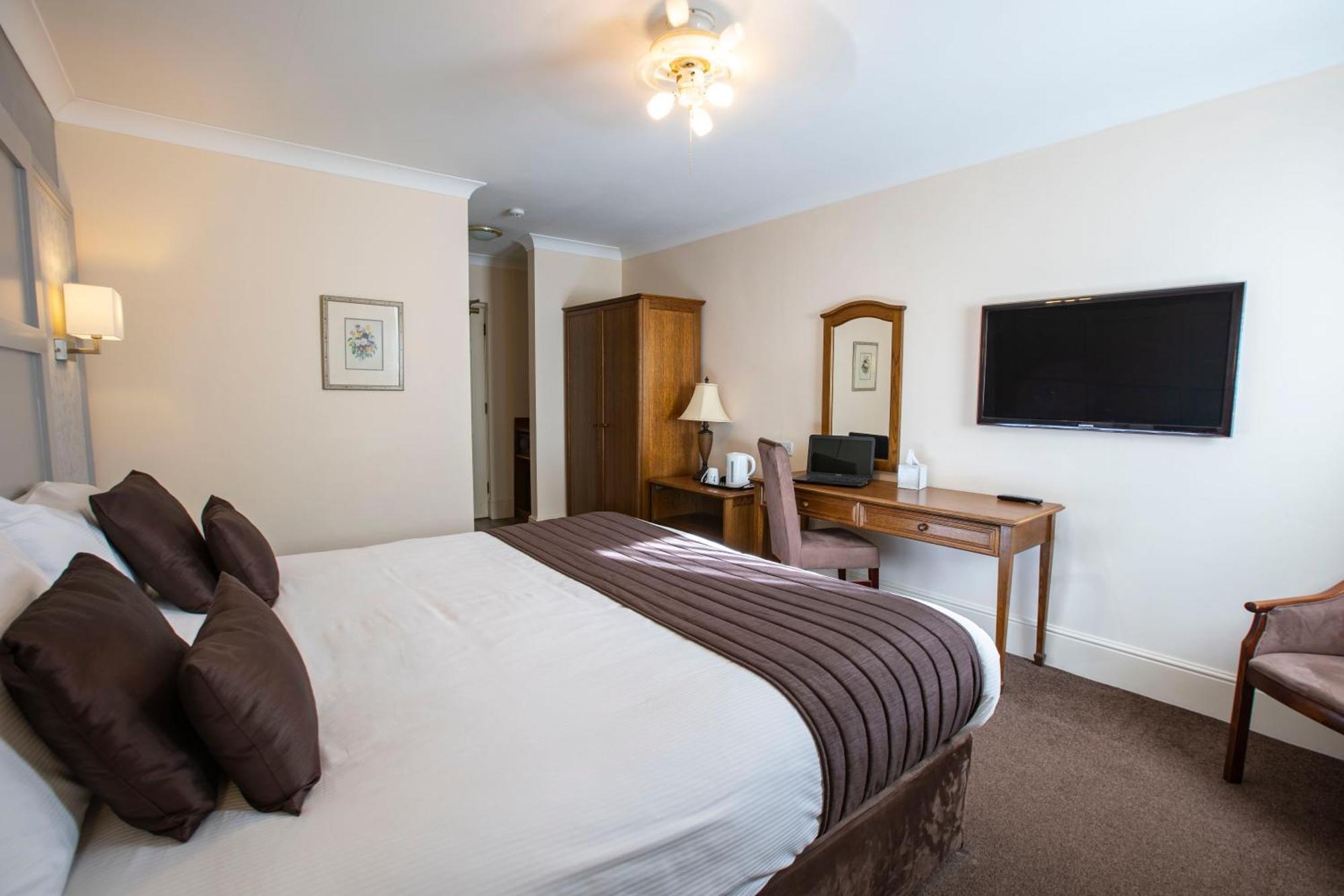 Best Western Manor Hotel Gravesend Exterior photo